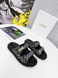 Picture of Dior Shoes _SKUDiorsz35-422CGDT09053346